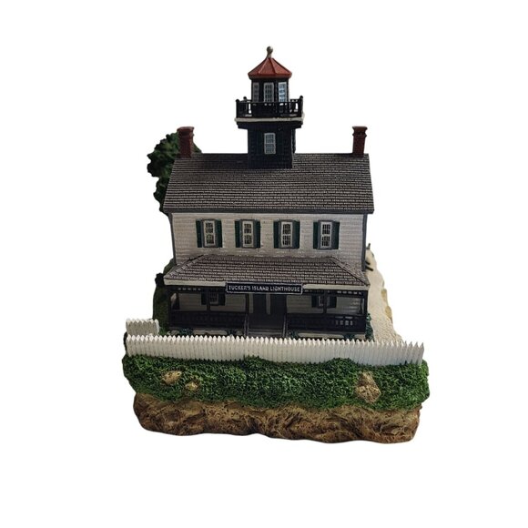 Harbour Lights 2002 Lighthouse Figurine #276 Tucker's Island New Jersey - Picture 2 of 7
